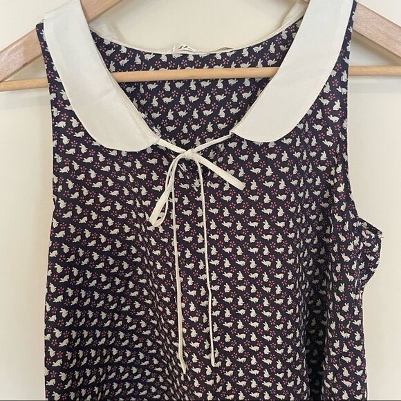 Sketchbook Anthropologie navy & white rabbit print sleeveless top Peter Pan XS - Picture 3 of 9